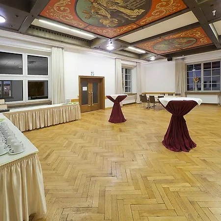 Akzent Brauerei Hirsch Otel Ottobeuren
