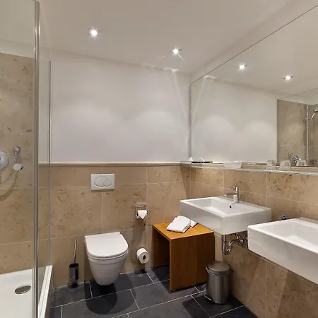 Отель Akzent Brauerei Hirsch 3*