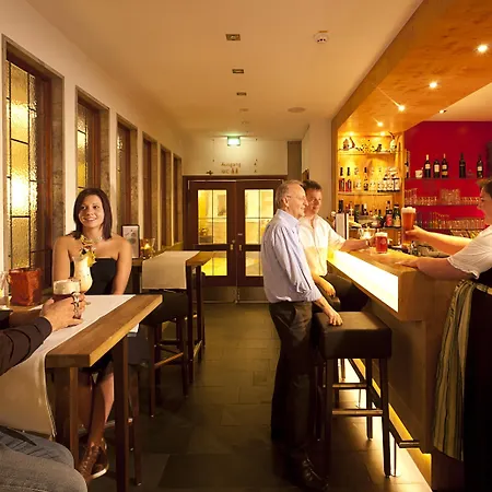 Akzent Brauerei Hirsch Otel 3*