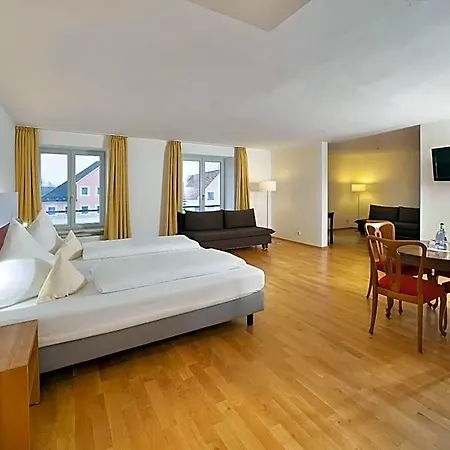 Akzent Brauerei Hirsch 3*