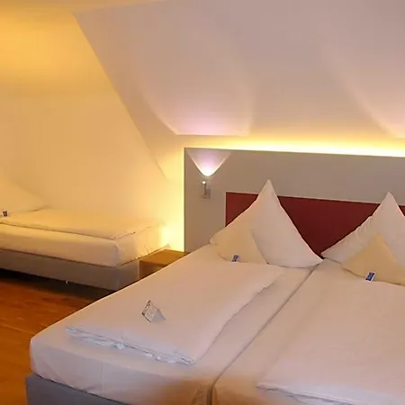 Akzent Brauerei Hirsch 3*